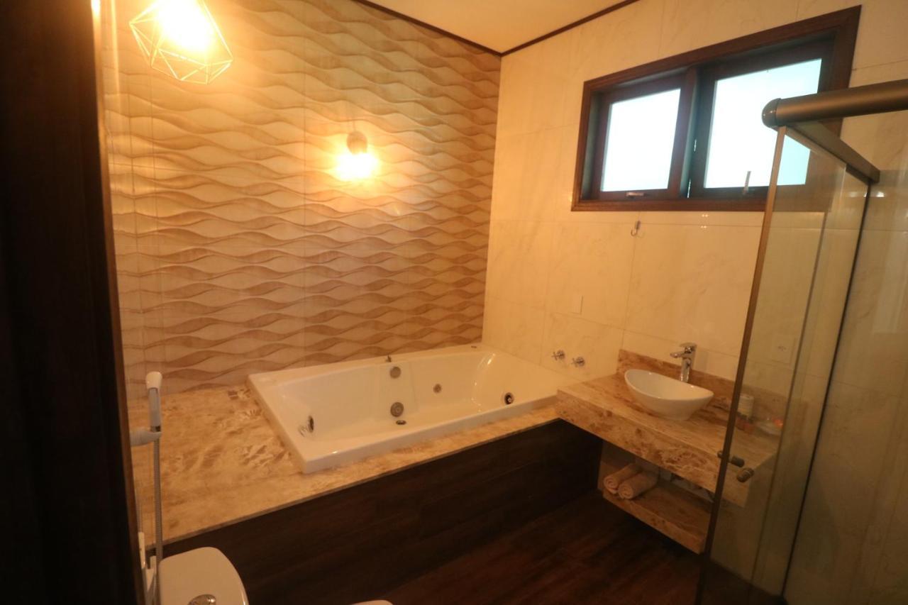 Superior Chalet,1557198742:JPEG