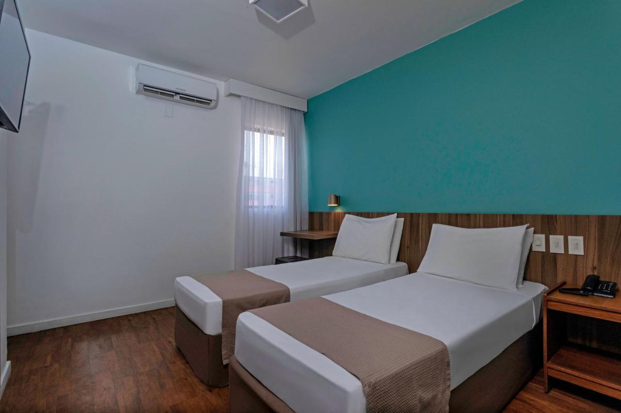 Quarto Standard