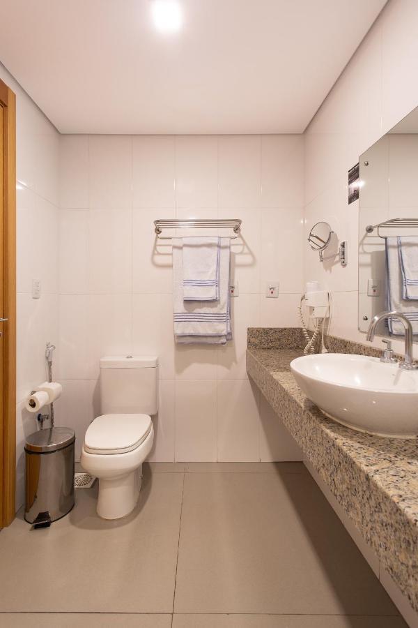 Quarto Deluxe com 2 Camas de Solteiro