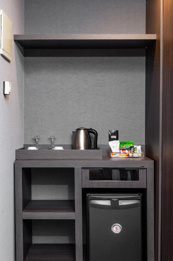 Premium room with a double bed,1381703444:JPEG