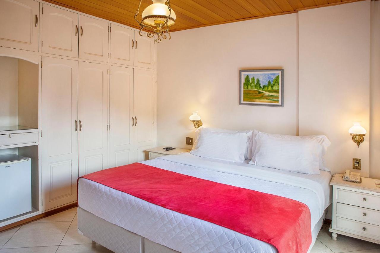 Standard Double or Twin Room,1697923351:JPEG