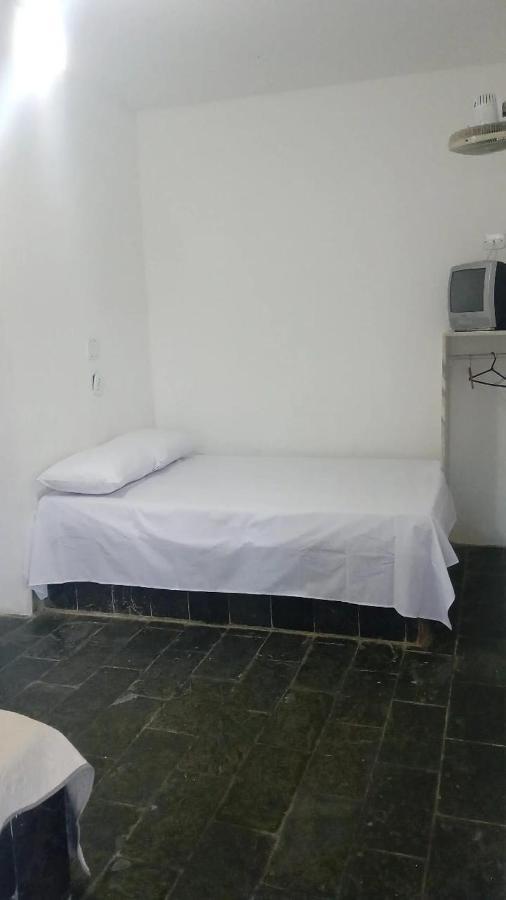 Quarto Triplo Básico