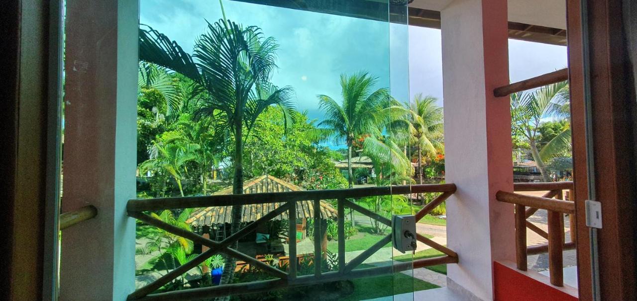 Quarto Triplo com Vista do Jardim