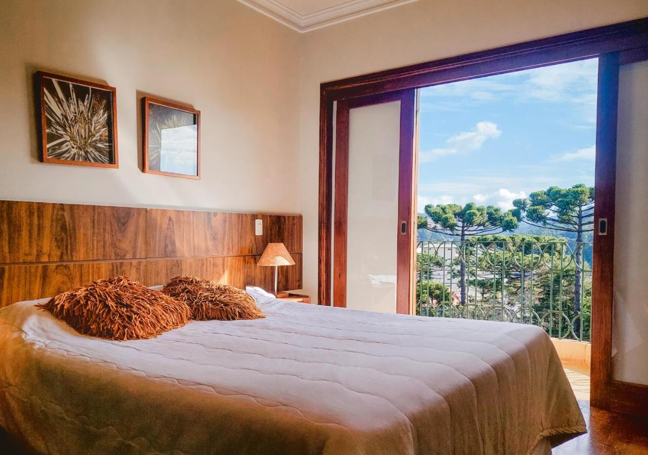 Quarto duplo de luxo com vista da montanha