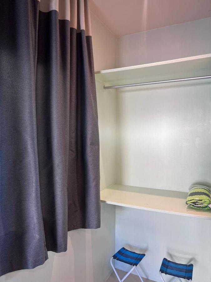 Quarto Triplo com Banheiro Privativo