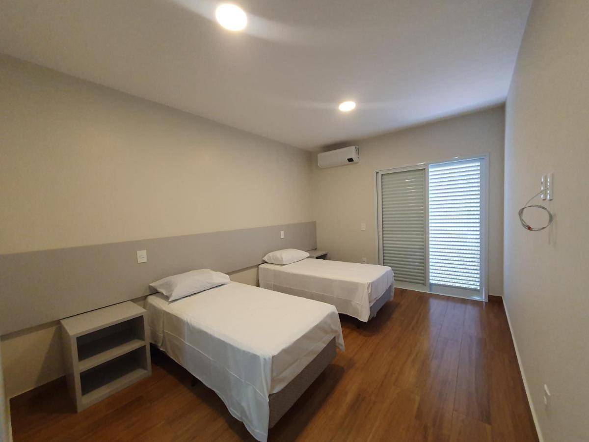 Quarto Duplo