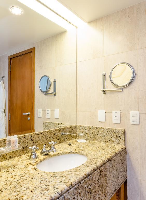Habitación Doble Estándar con vista lateral al mar - 2 camas