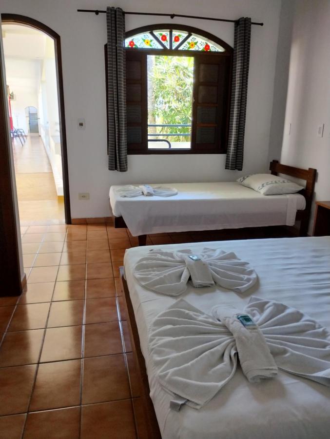 Quarto Triplo com Vista do Jardim
