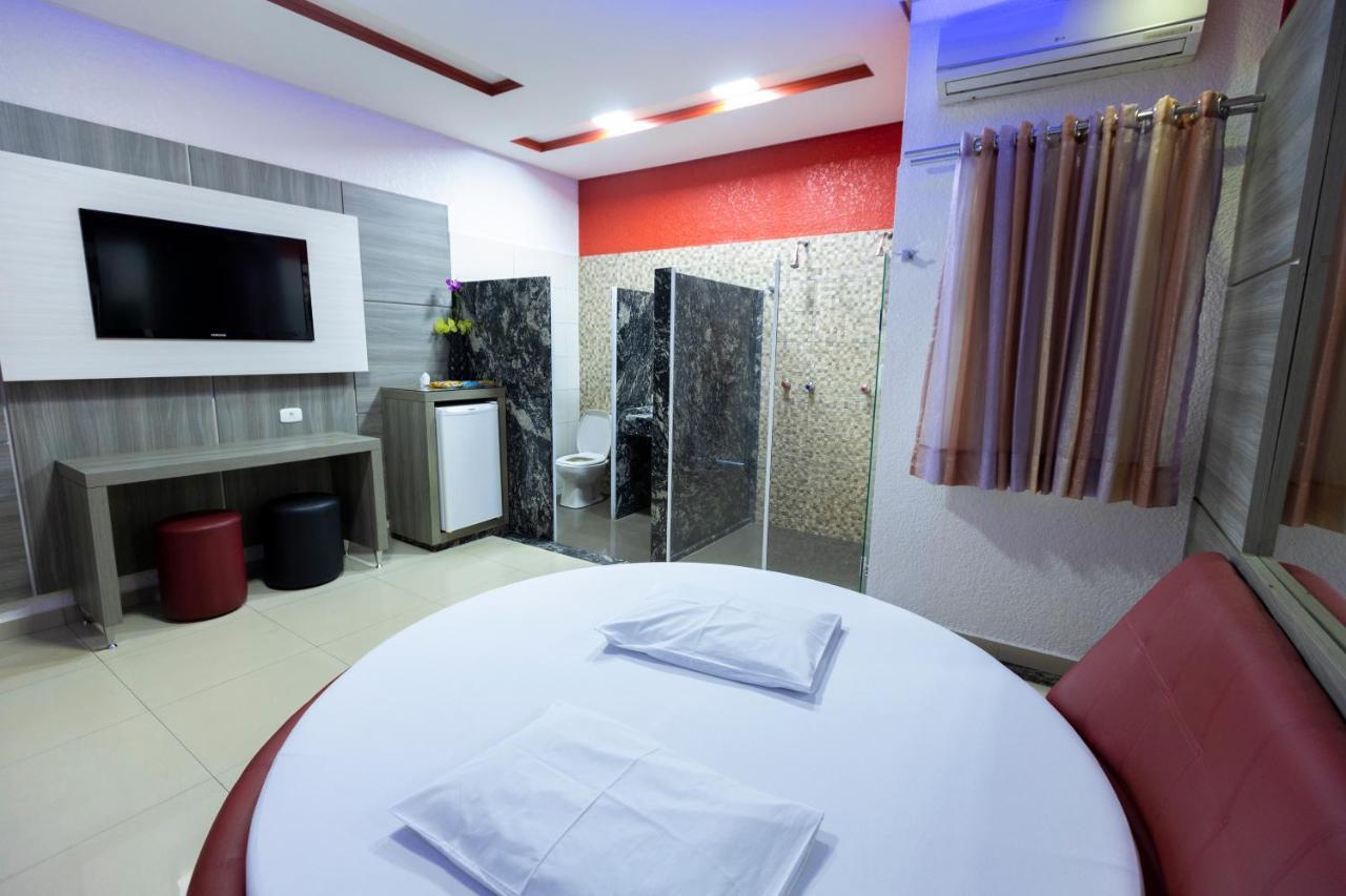 Quarto Duplo Deluxe com Chuveiro