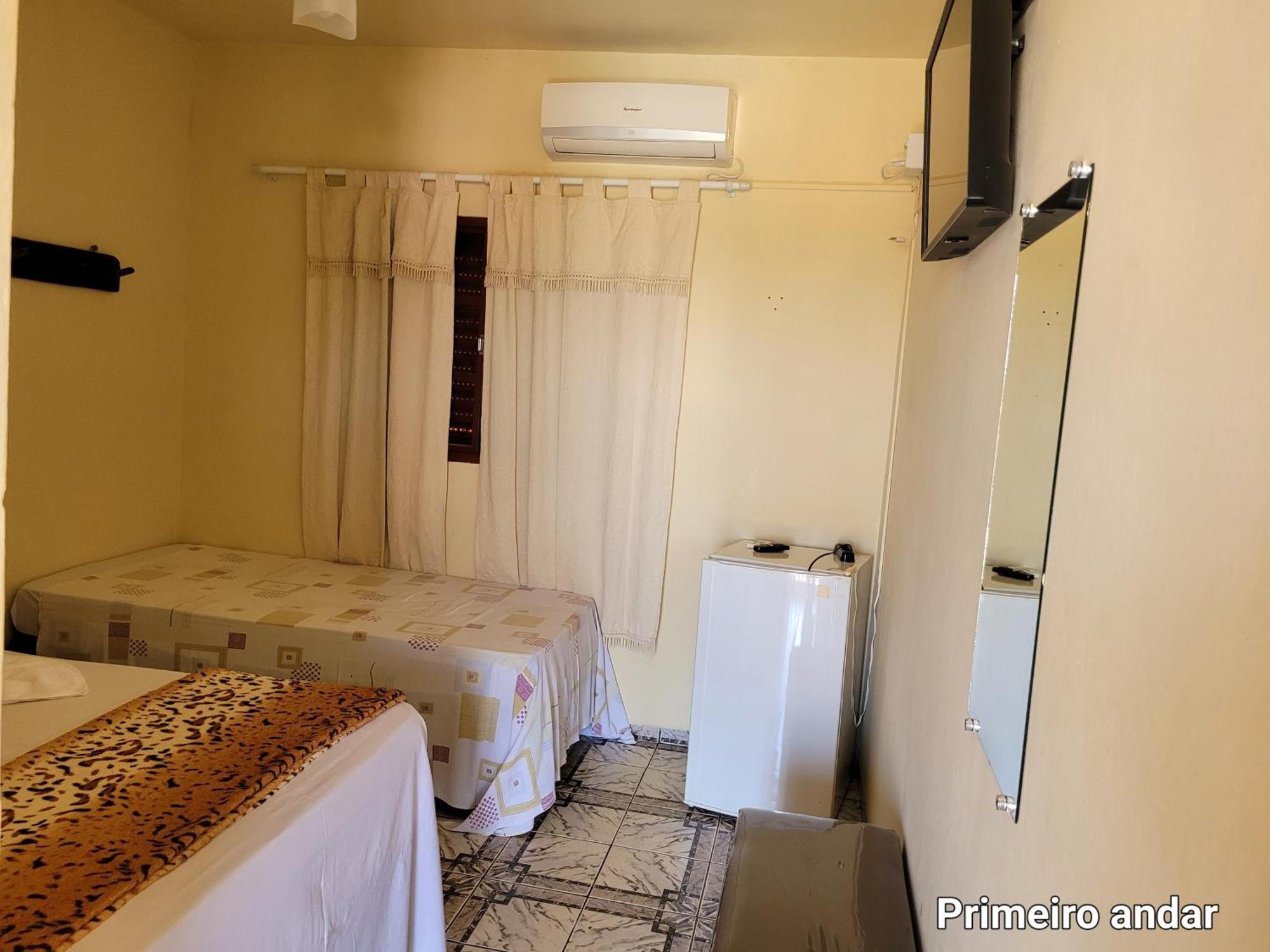 Quarto Triplo Econômico