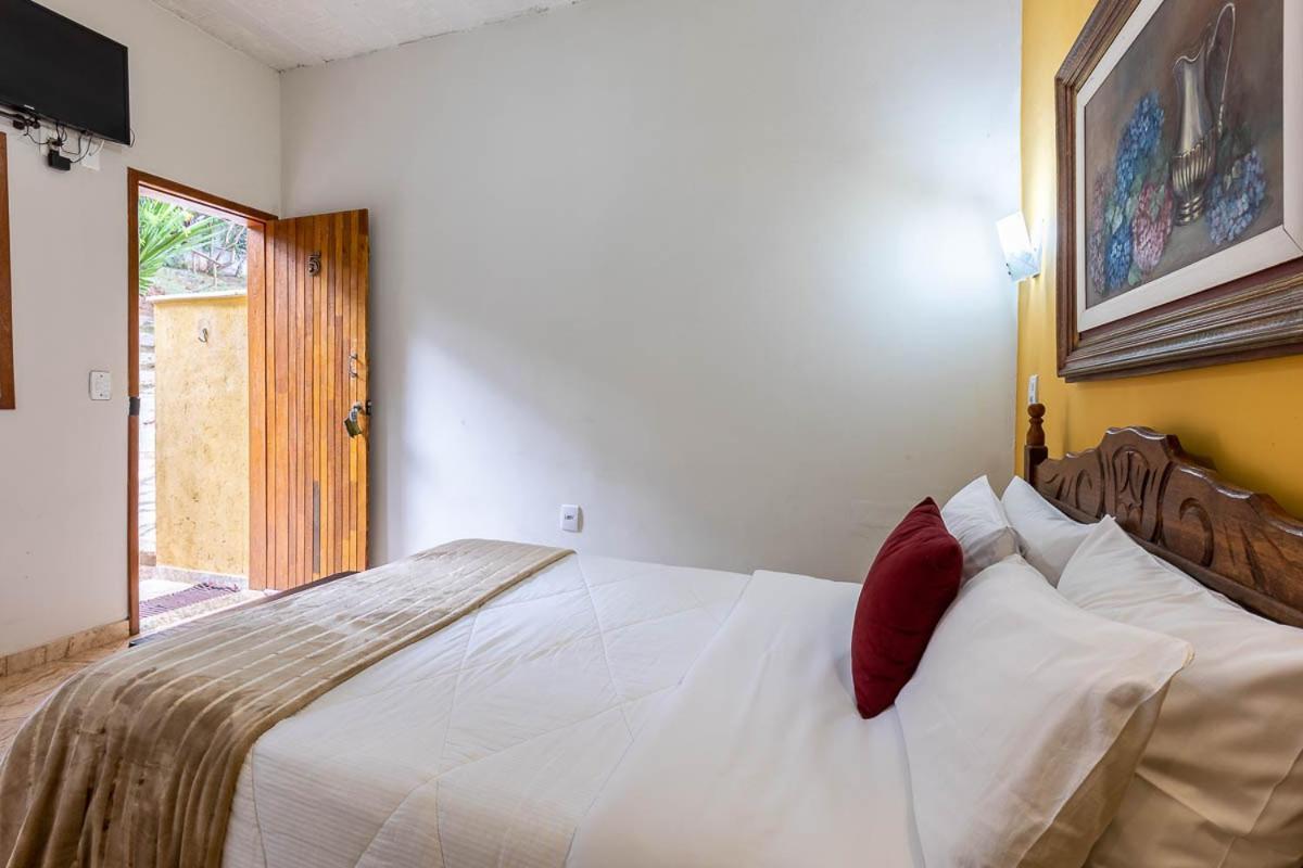 Quarto Duplo com Vista do Jardim
