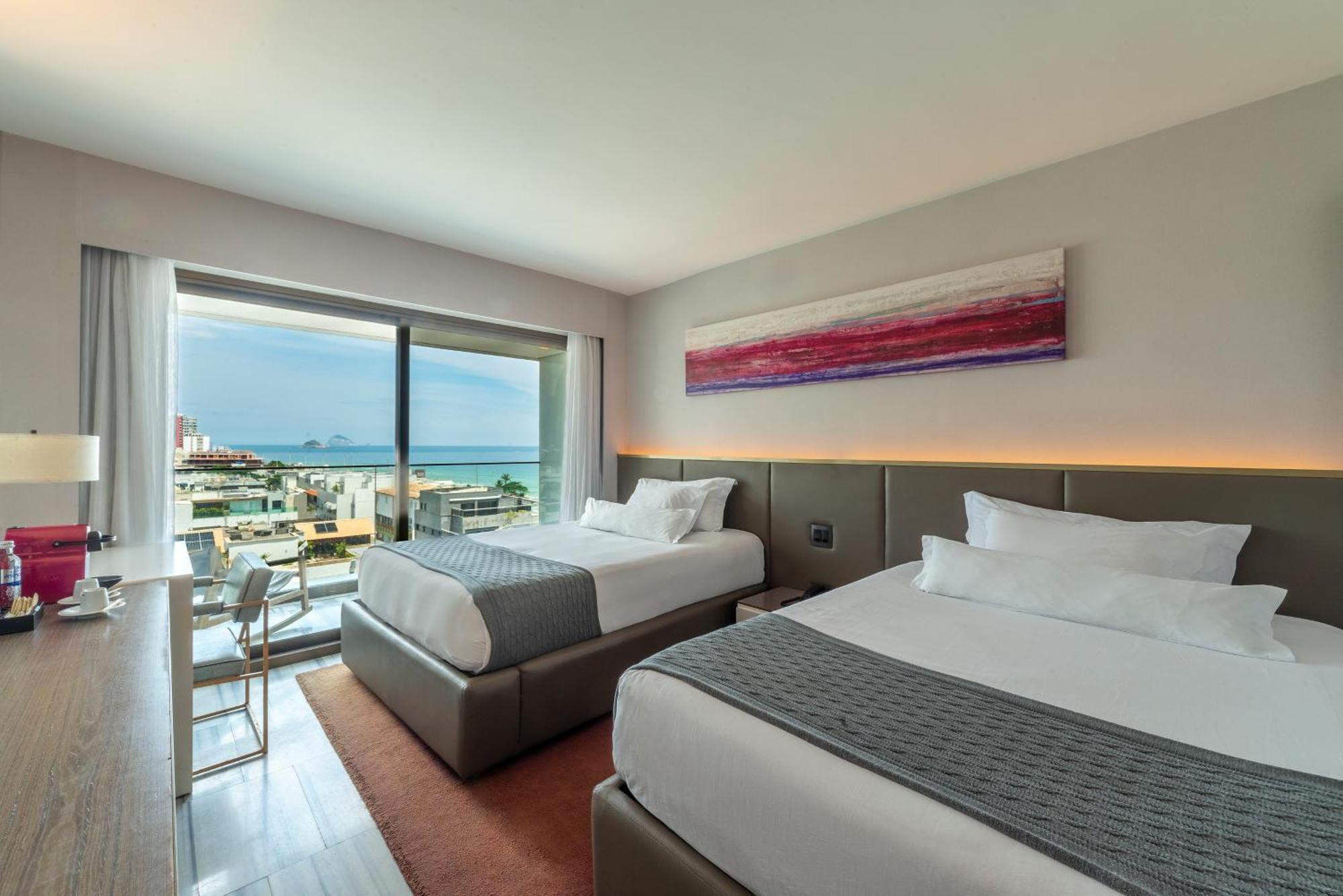 Quarto Duplo Deluxe com Vista Lateral Mar