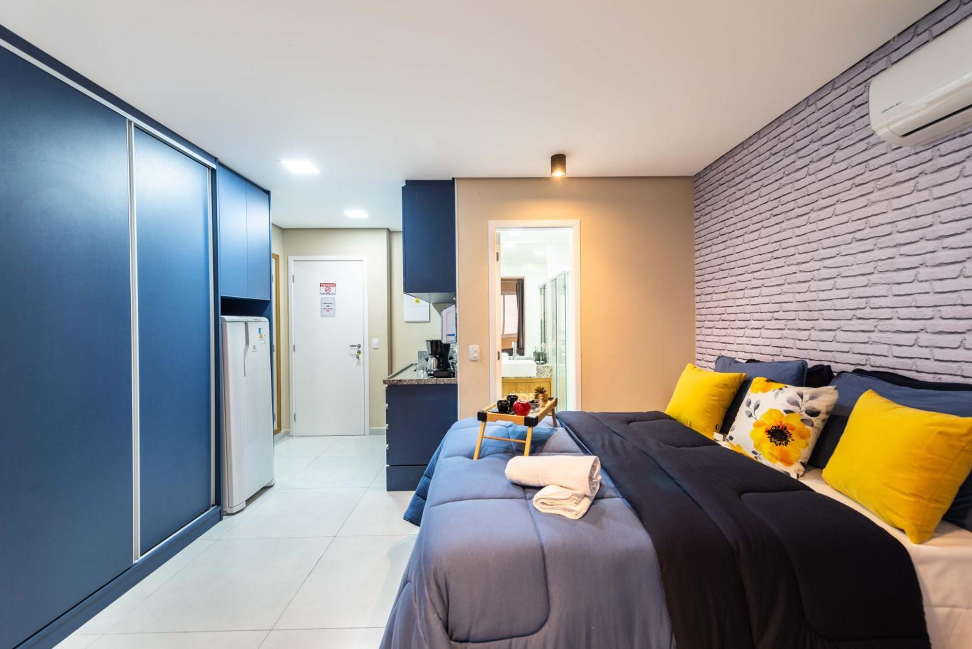 Estudio con sofá cama