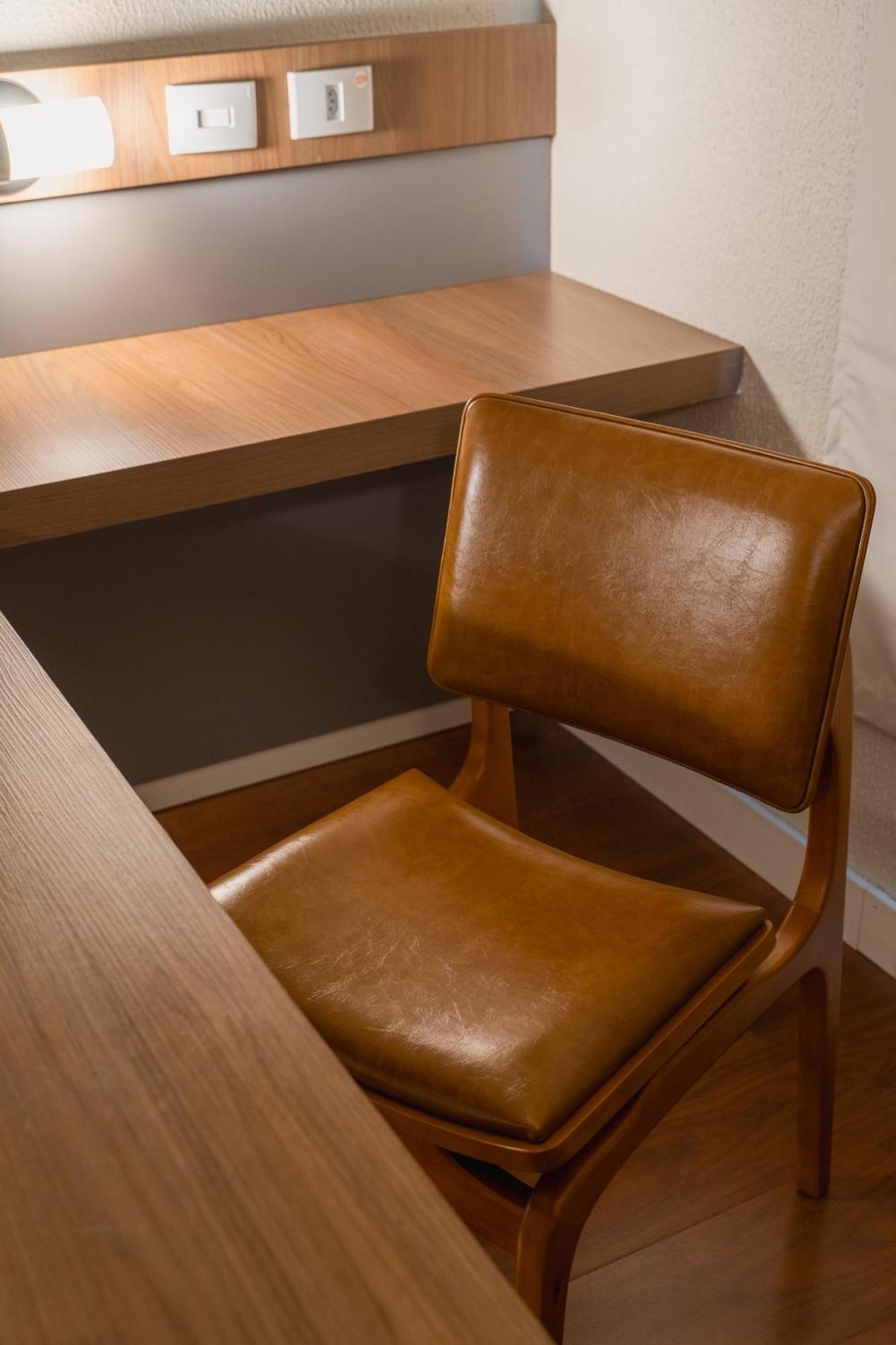 Quarto Duplo Standard