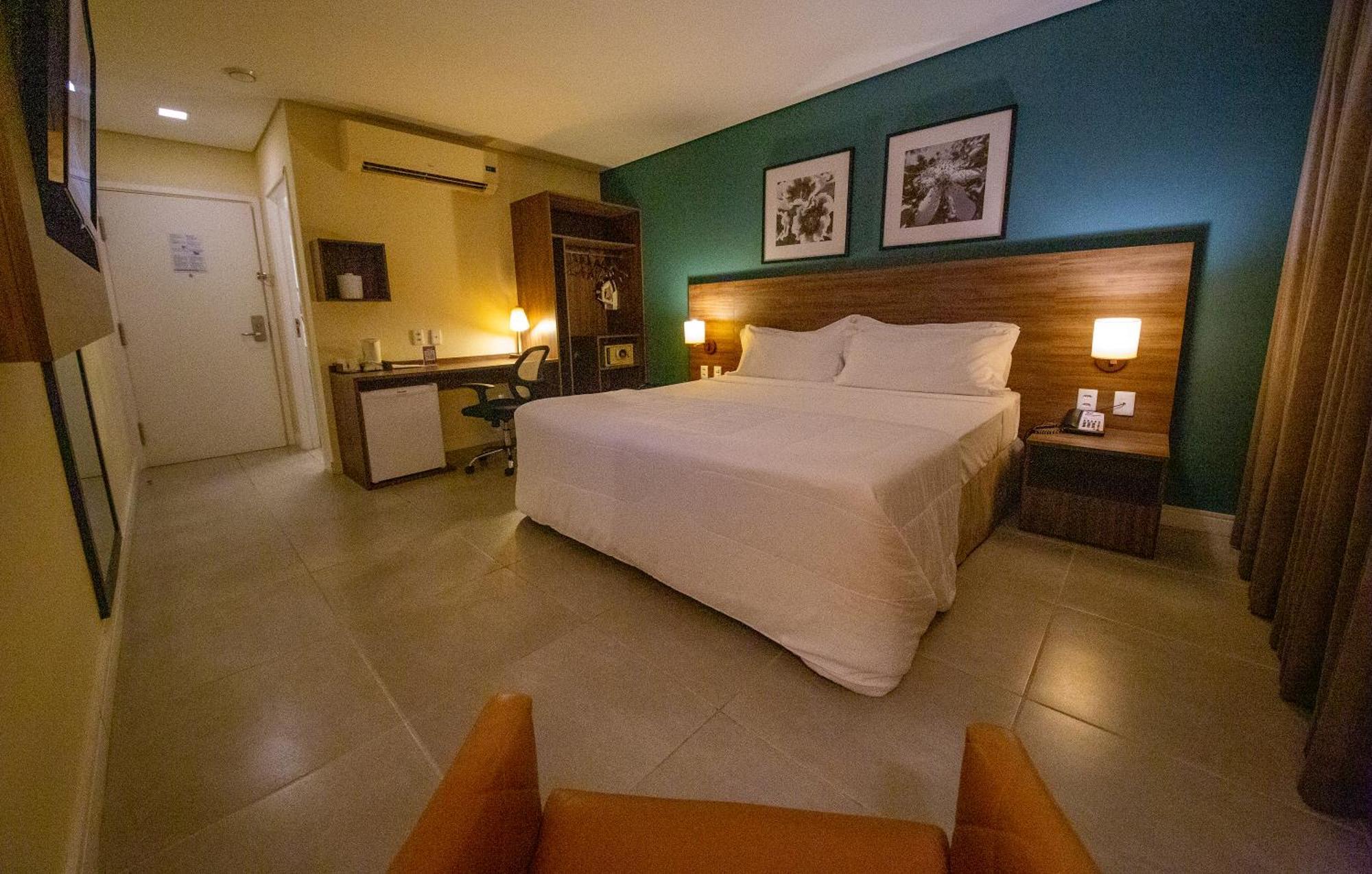 King Room,1522416004:JPEG