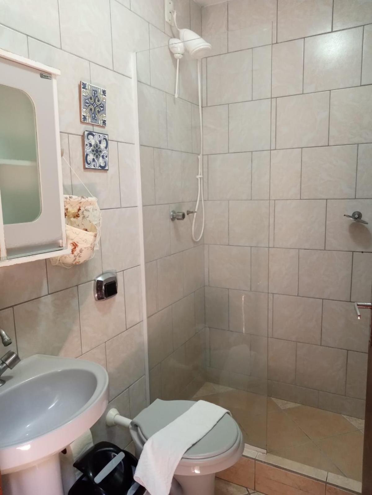 One-Bedroom Apartment,1535833036:JPEG