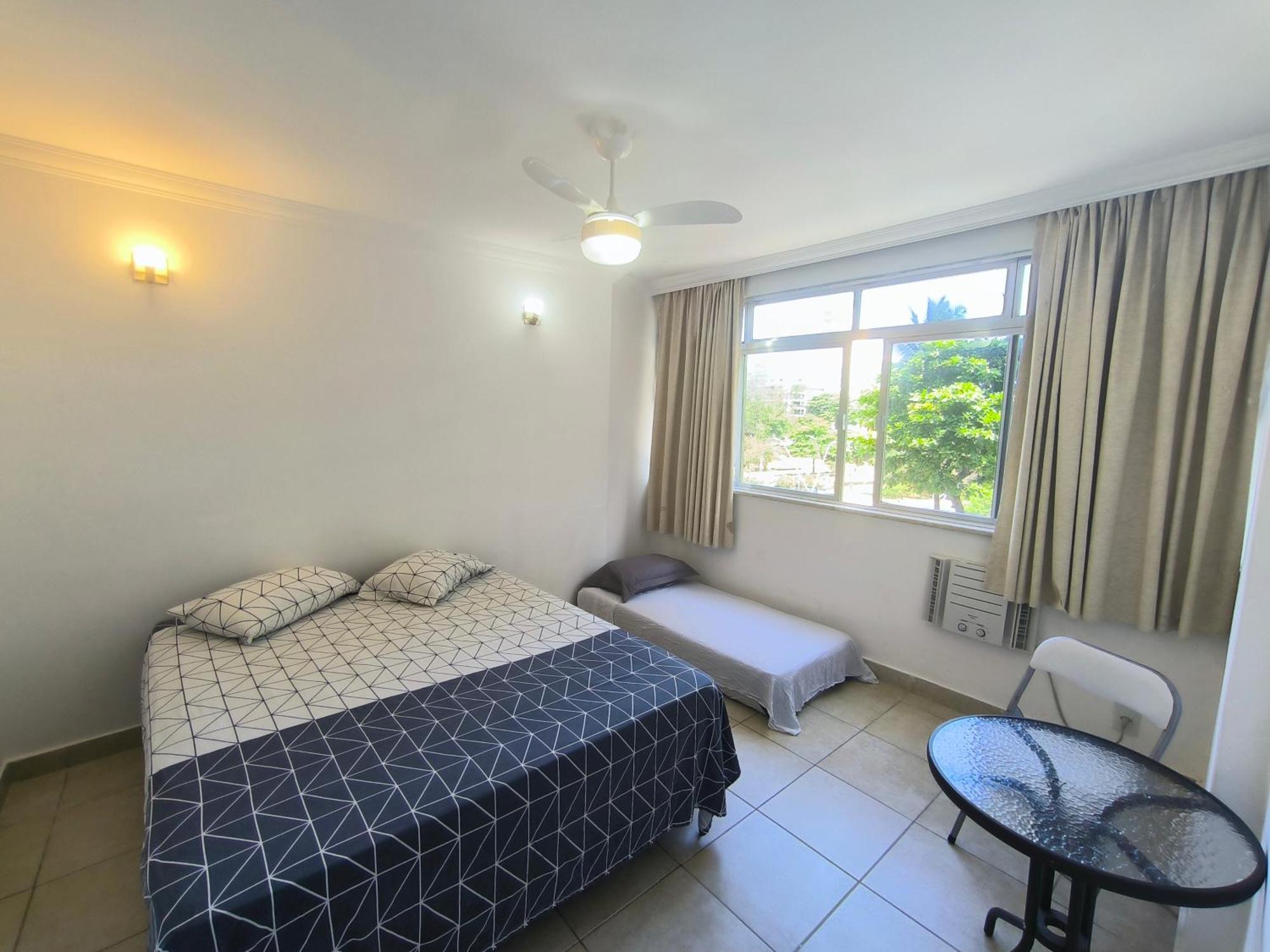 Family Room with Side Sea View,1537211815:JPEG