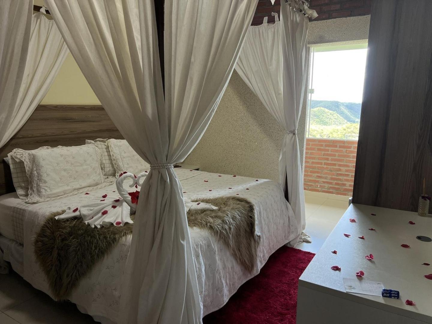 Deluxe Queen Suite,1539849280:JPEG