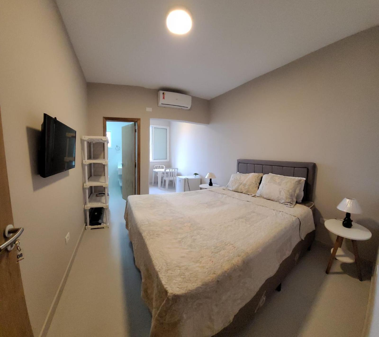 Standard Suite,1541859991:JPEG