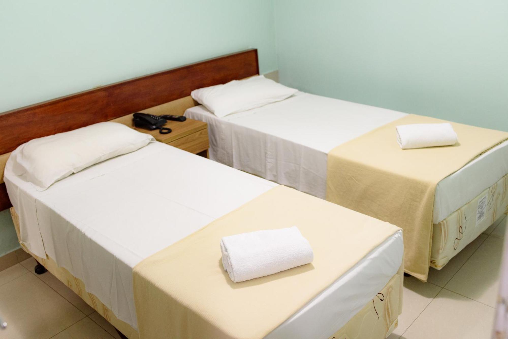 Standard Twin Room,1212668377:JPEG