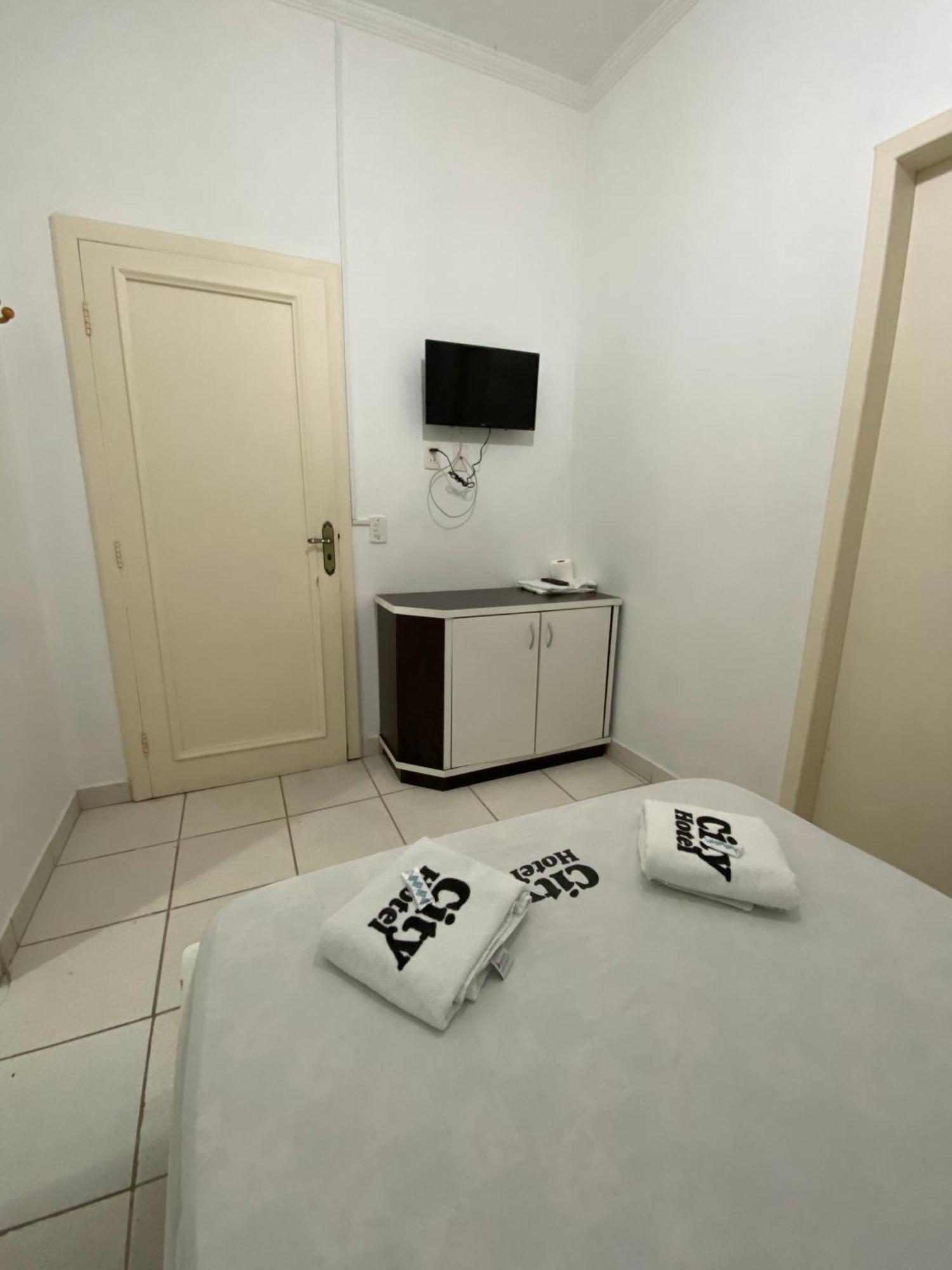 Double Room,1545111469:JPEG