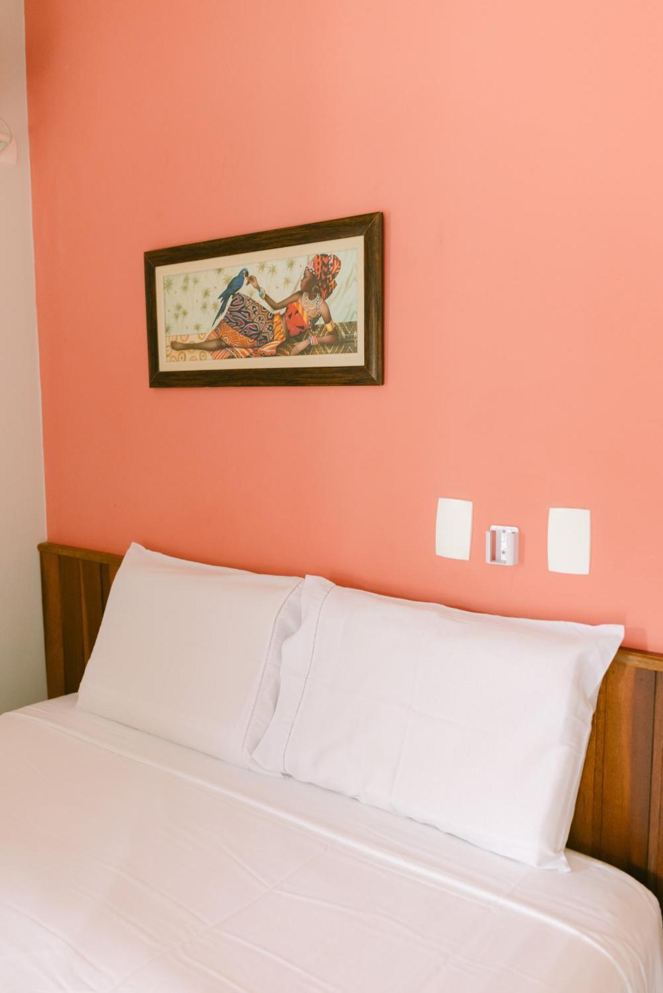 Quarto Duplo com Vista da Piscina