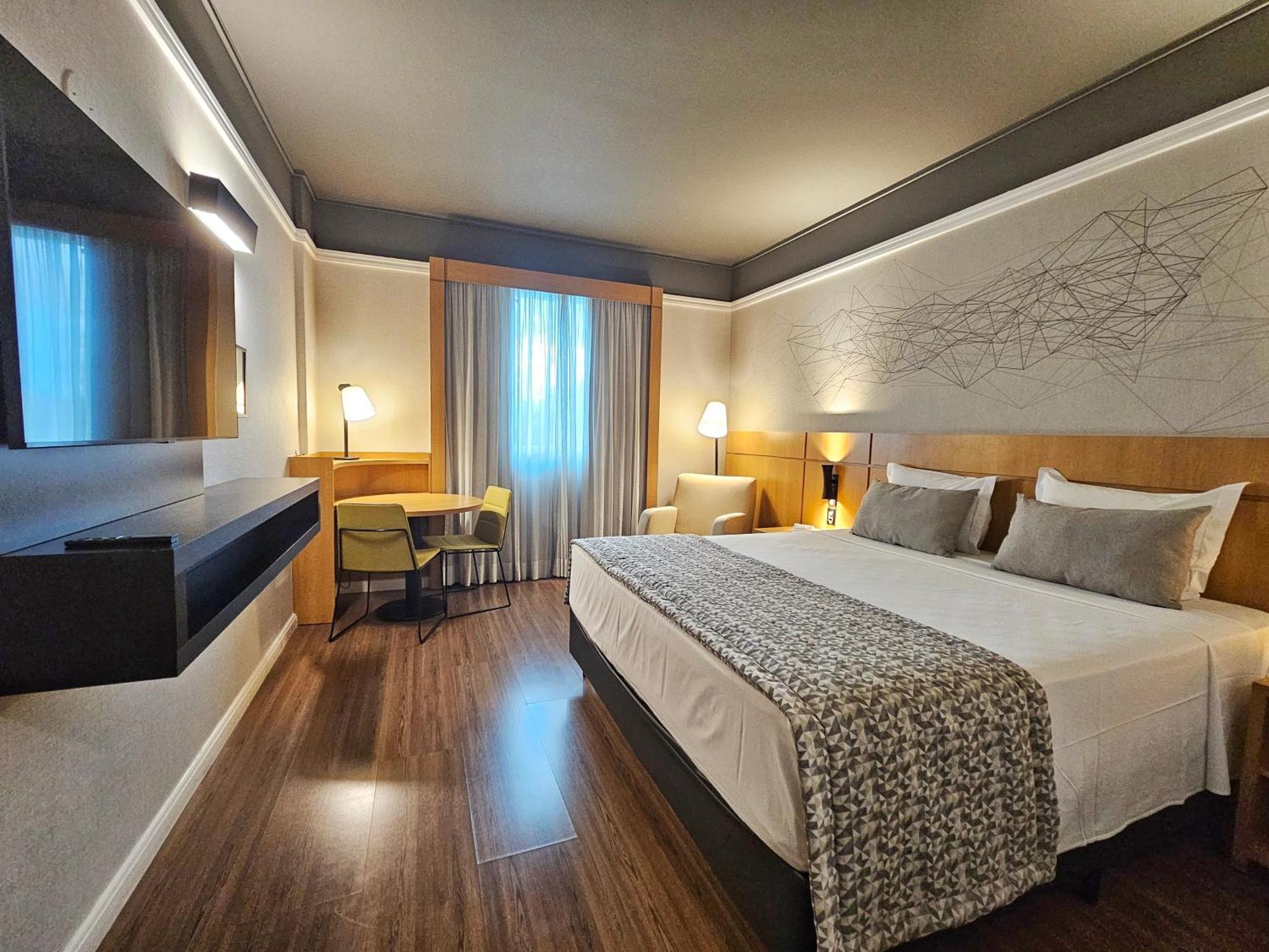 Superior Queen Room,1348982465:JPEG
