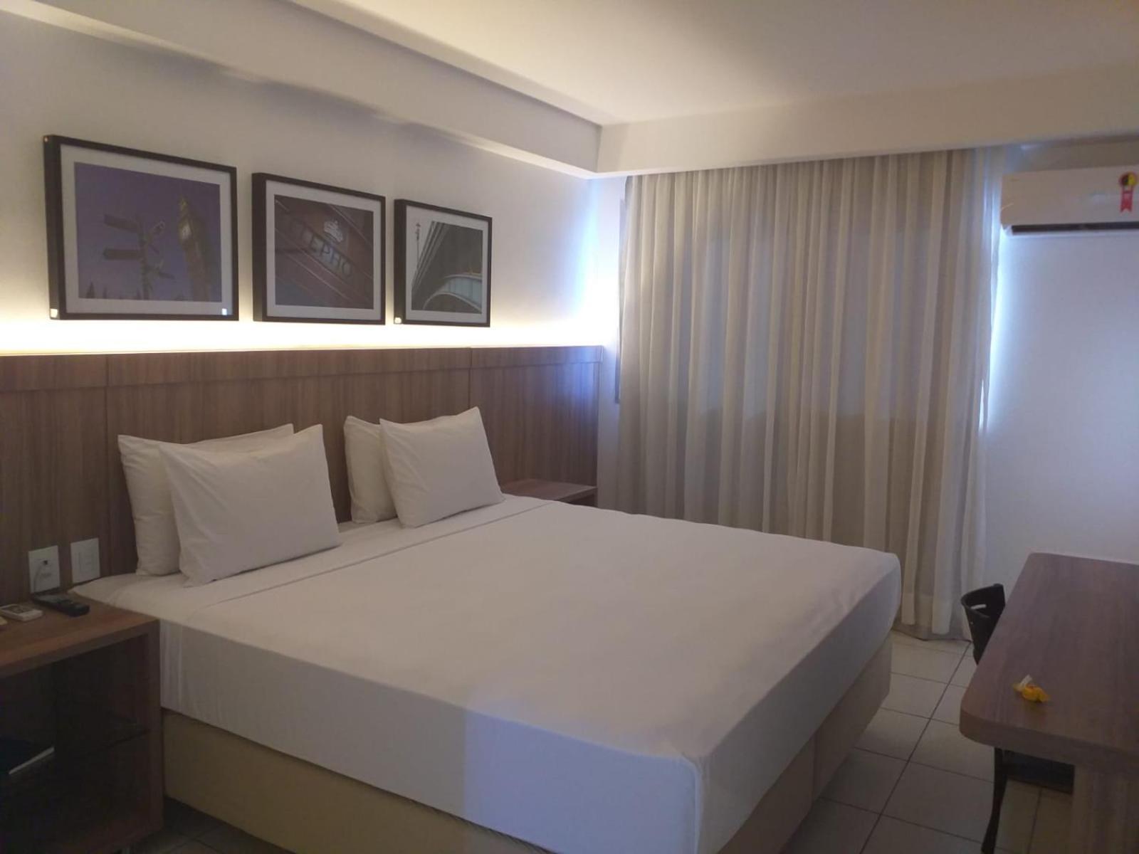 Single Room,421979679:JPEG