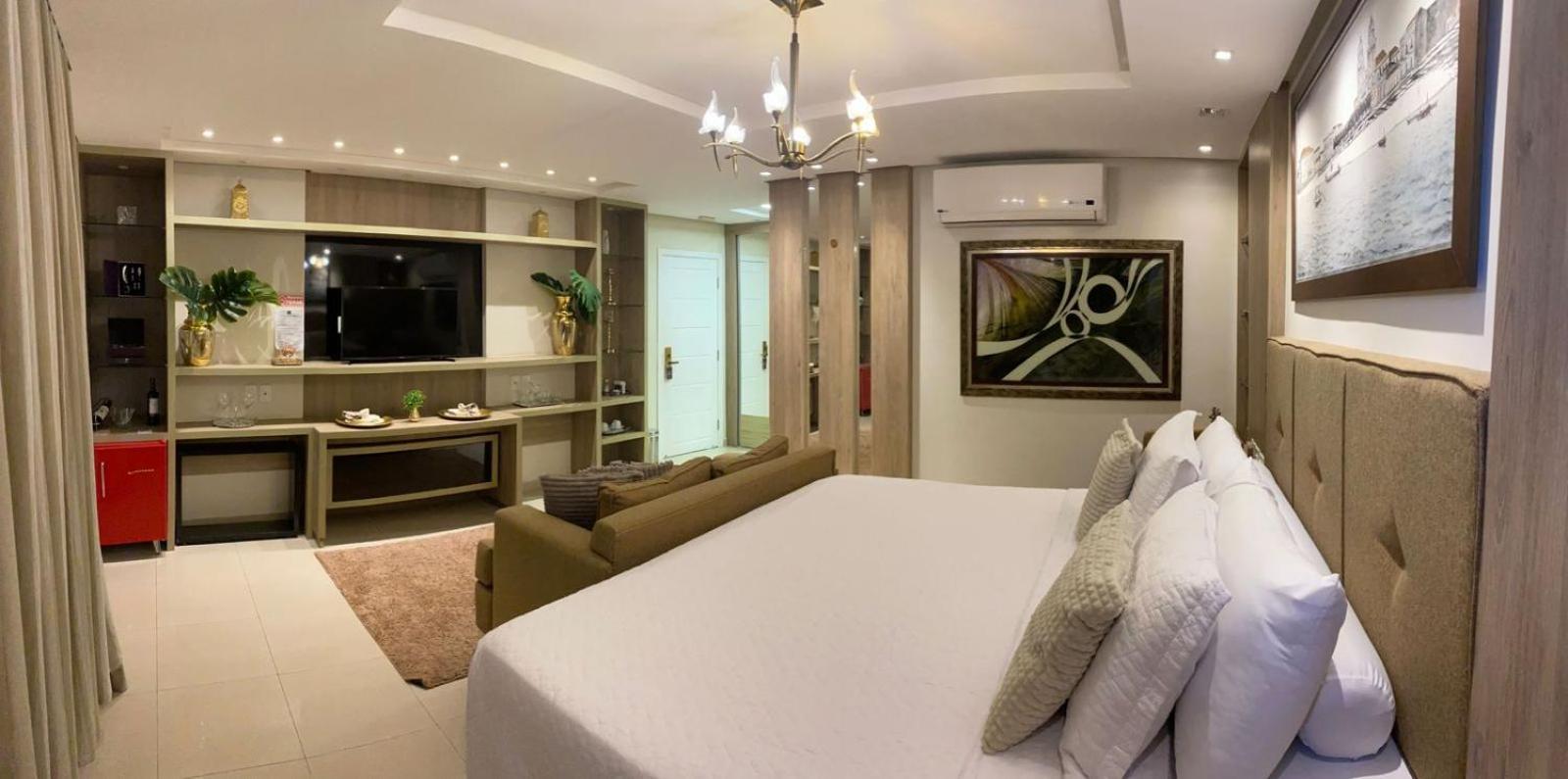 Deluxe Suite,1555863286:JPEG