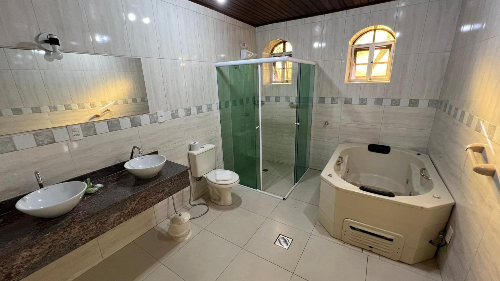 Quarto Família com Banheira