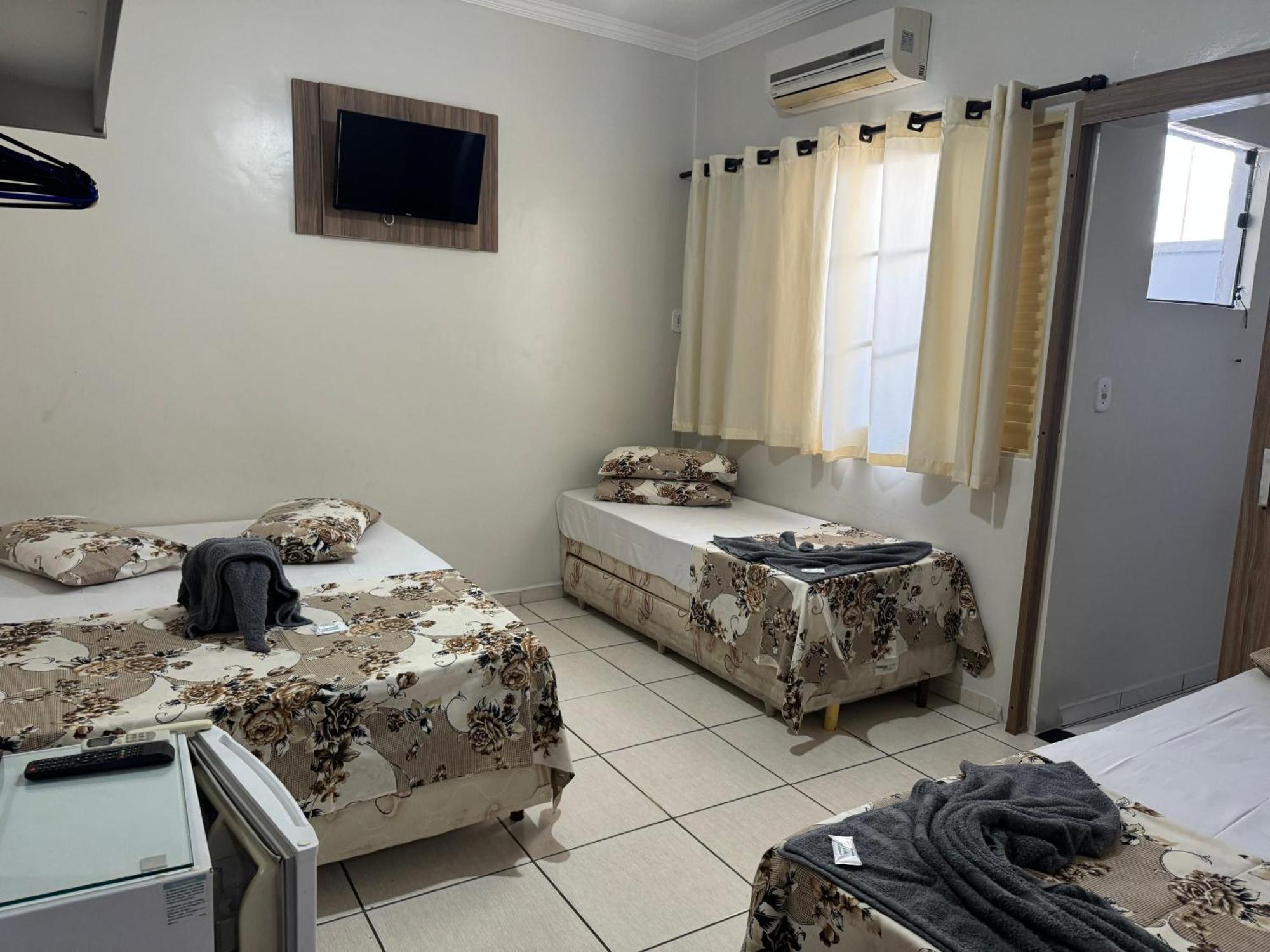 Quarto Duplo Deluxe com Cama Extra