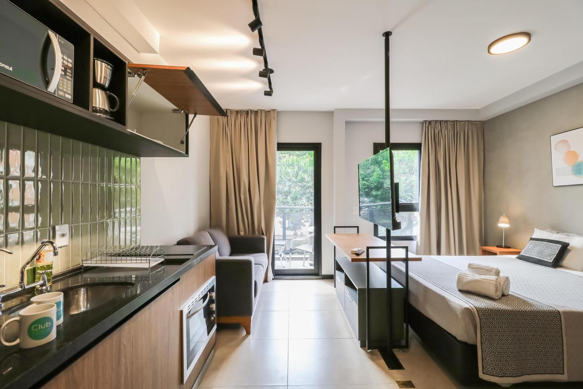 Apartamento con balcón