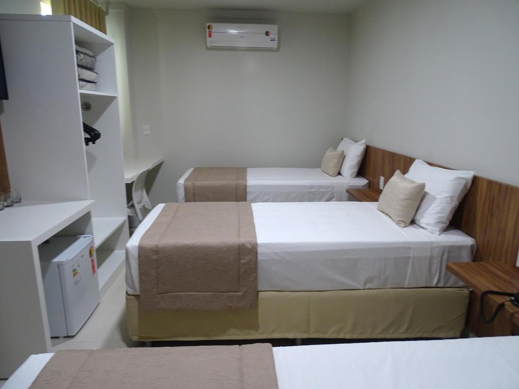 Quarto Triplo Standard