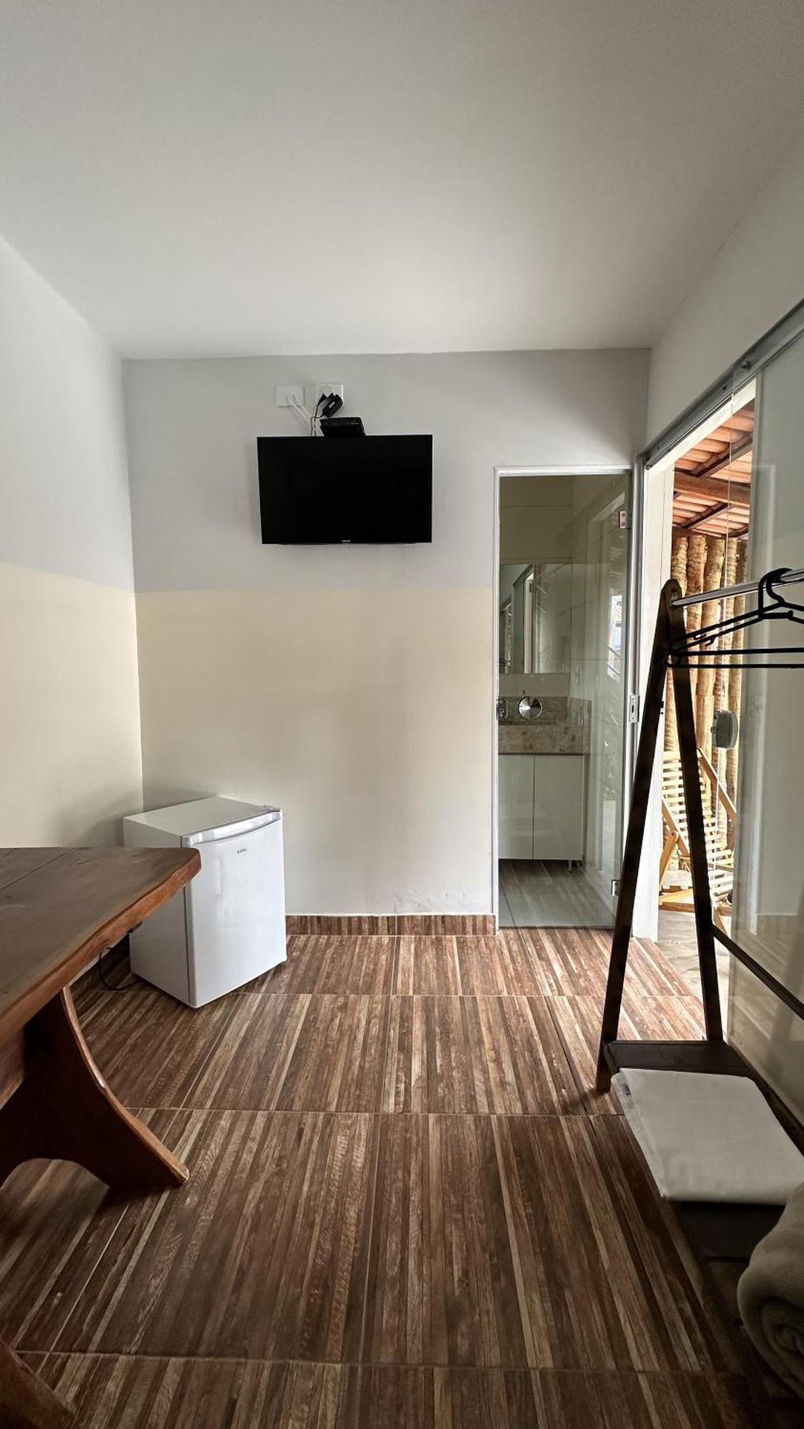 Quarto Duplo com Vista da Piscina
