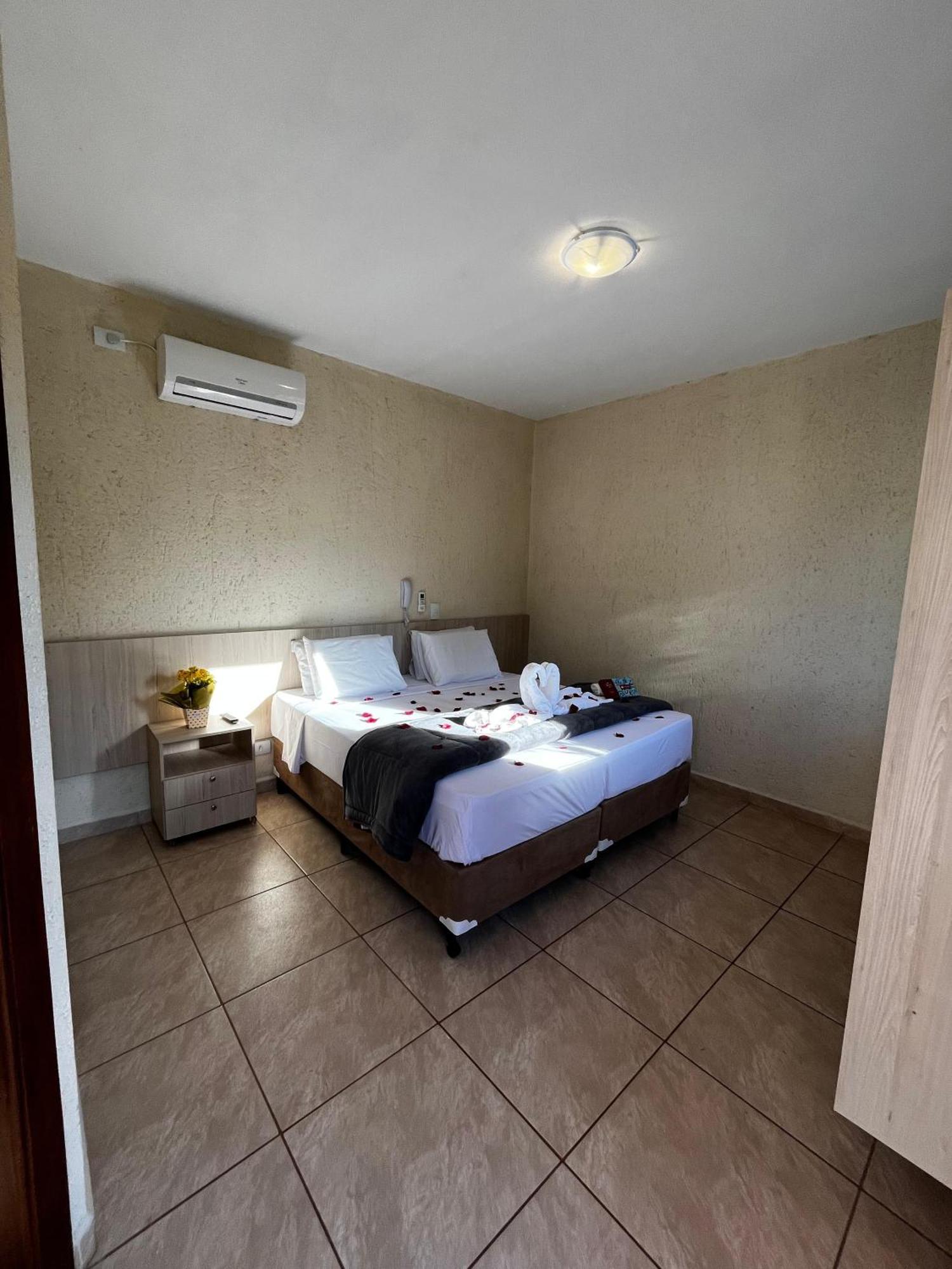 Quarto Duplo