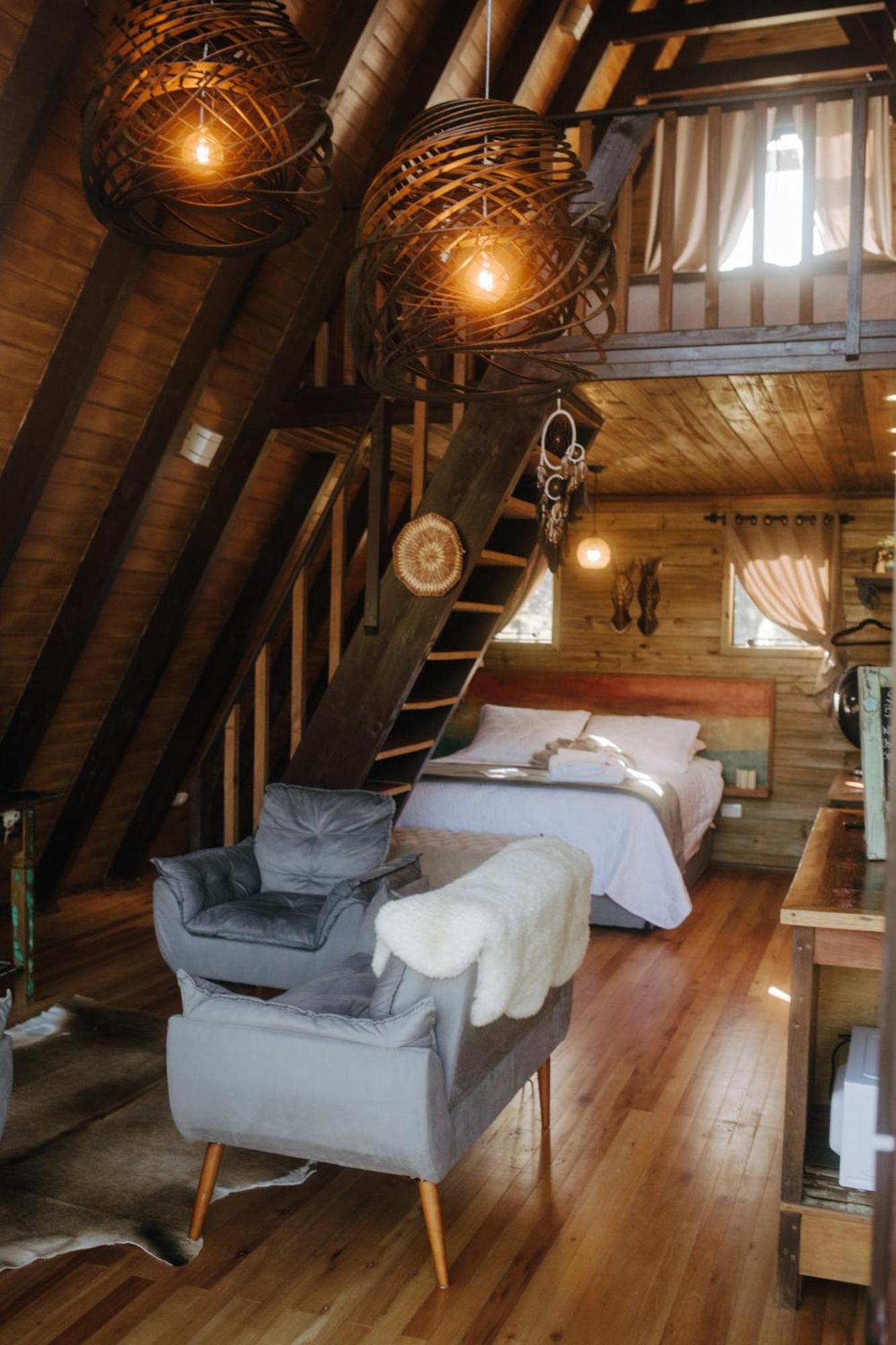 Quarto com Cama Queen-Size e Varanda