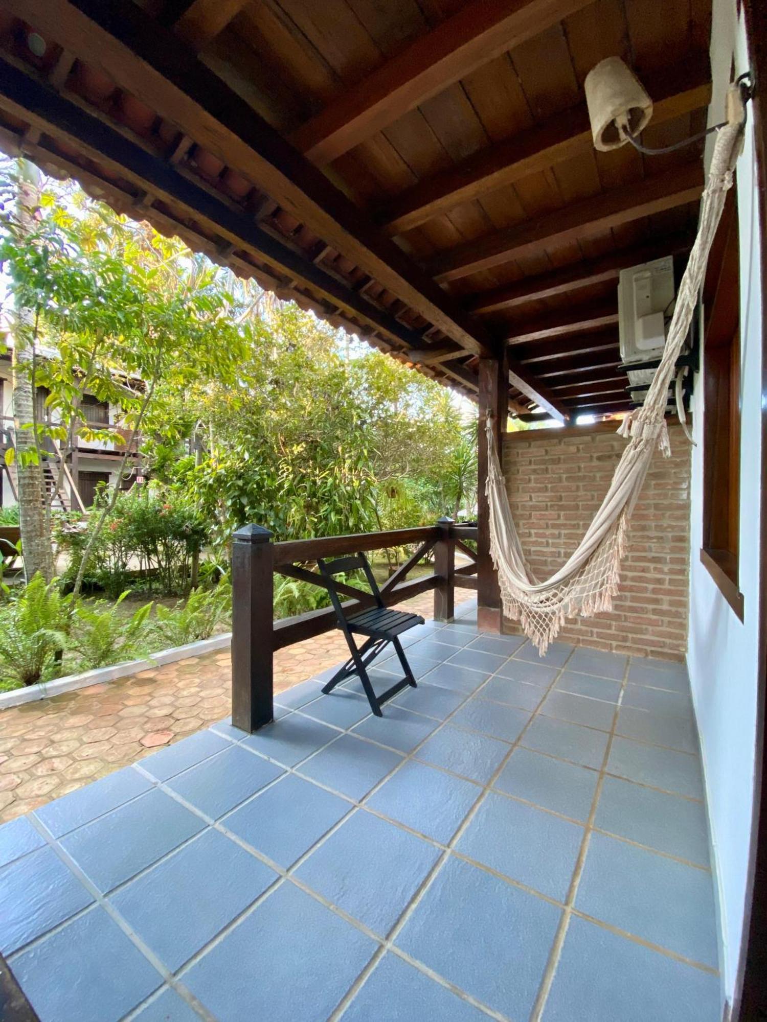 Family Room Balcony,1114360602:JPEG