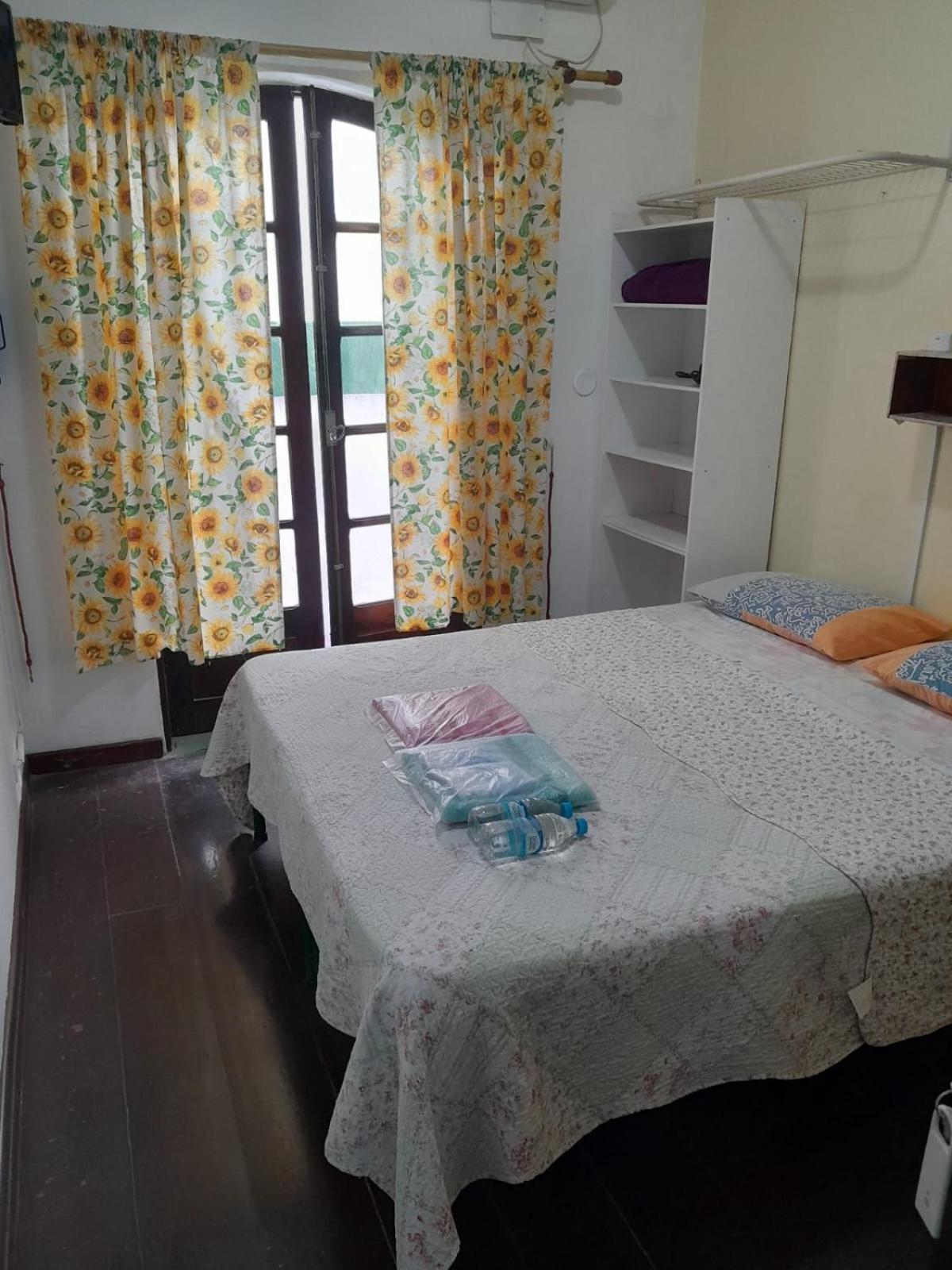 Tweepersoonskamer met 1 of 2 Bedden en Eigen Badkamer