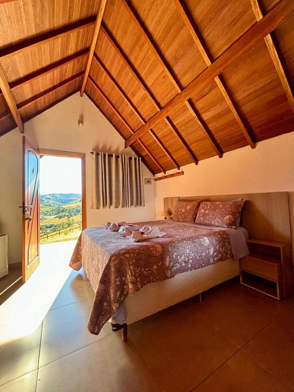 Quarto Duplo Deluxe com Banheira