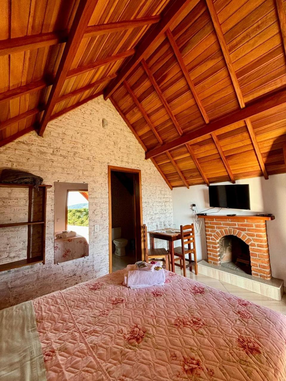 Quarto Duplo Standard