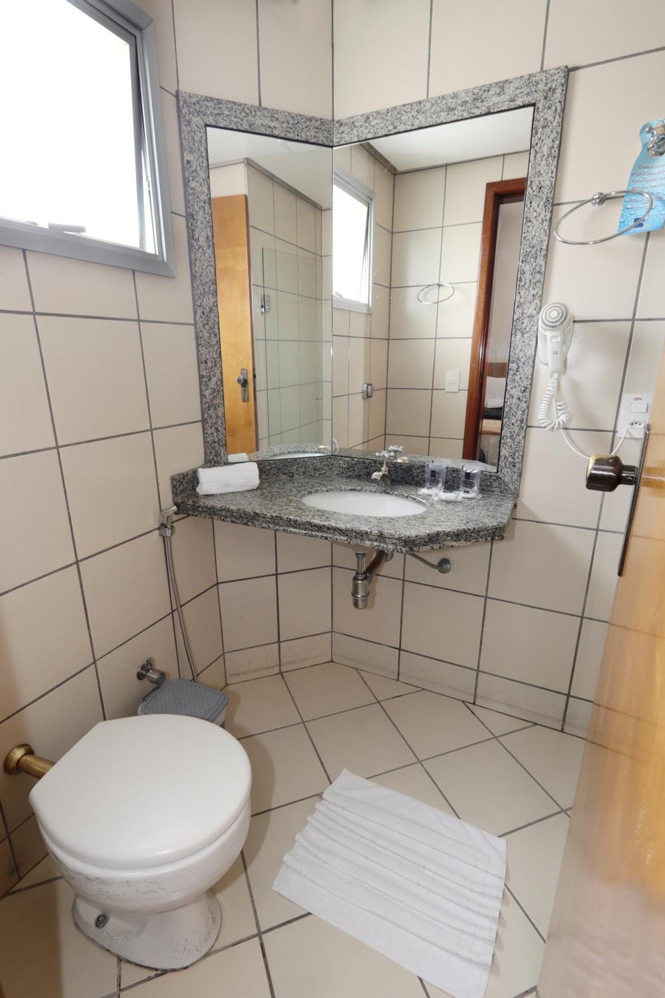 Quarto Standard com 2 Camas de Solteiro
