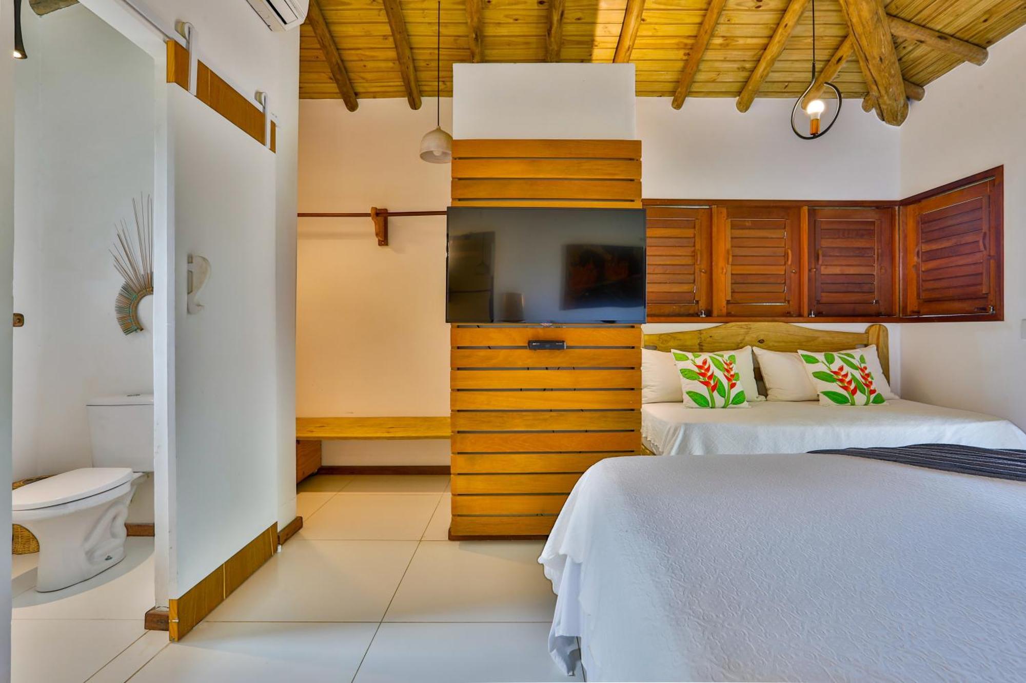 Quarto Standard com Cama de Casal ou 2 de Solteiro