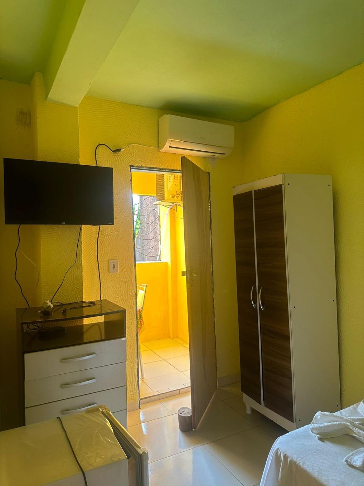 Quarto Individual com Banheiro Privativo