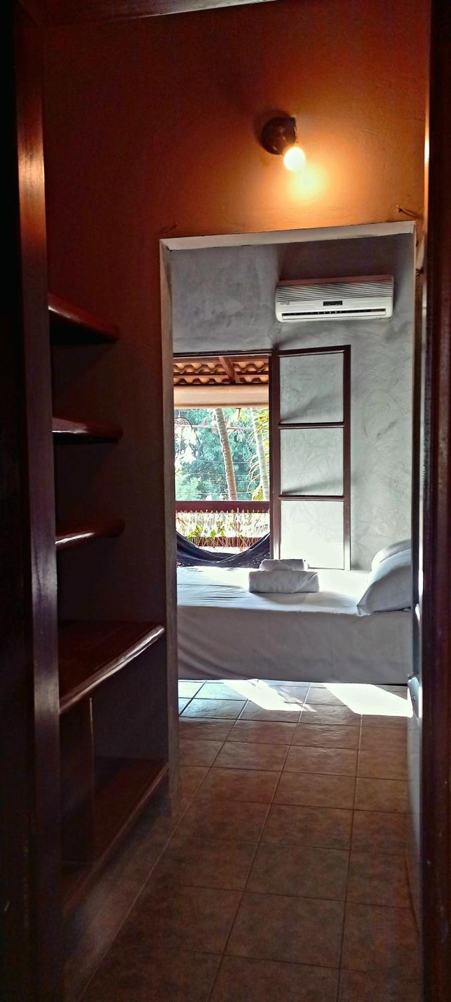 Quarto Triplo com Banheira