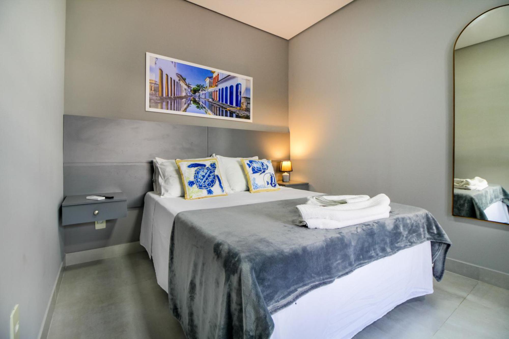 Luxury Room,1619327374:JPEG