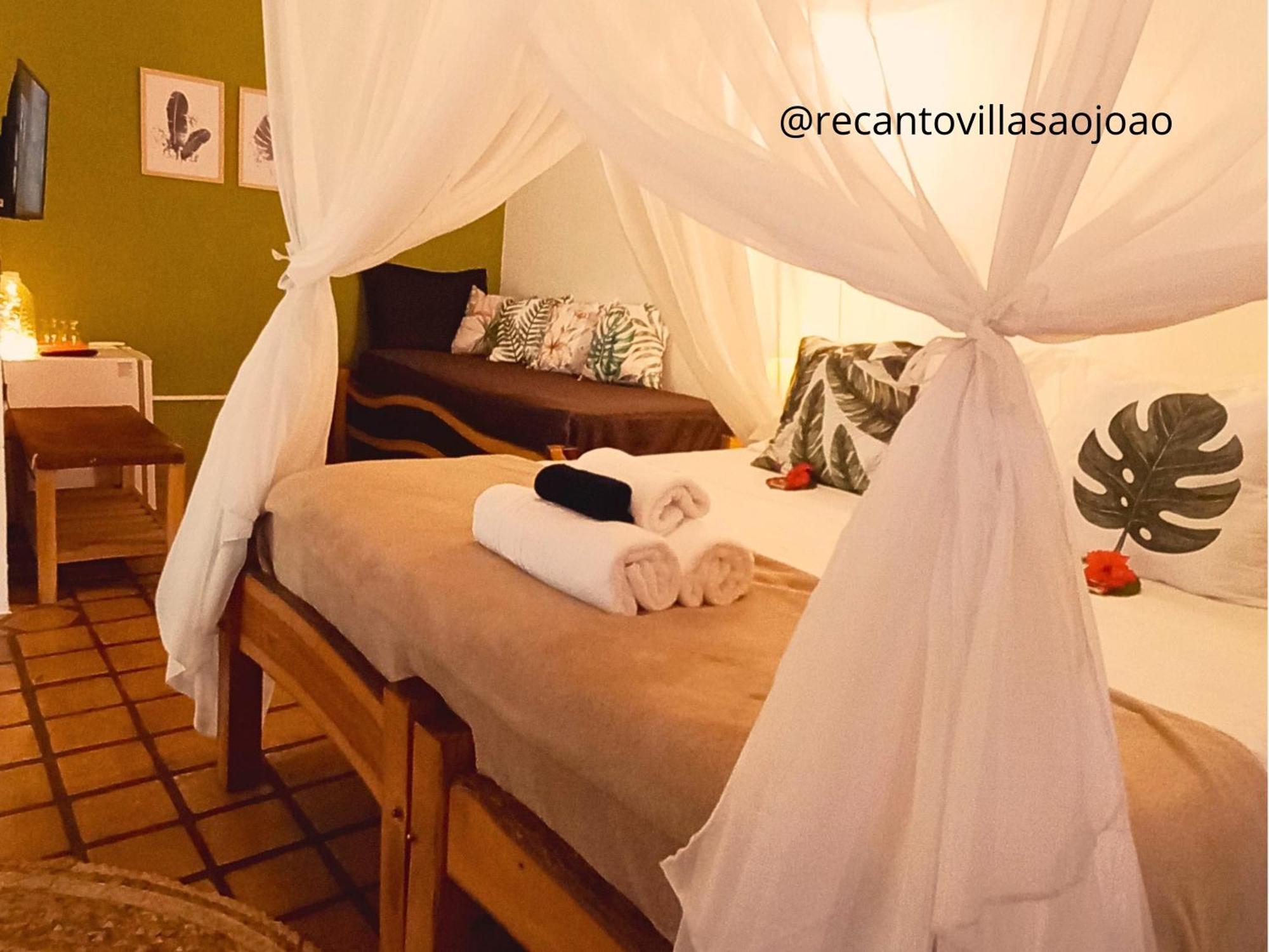 Quarto Triplo com Vista do Jardim