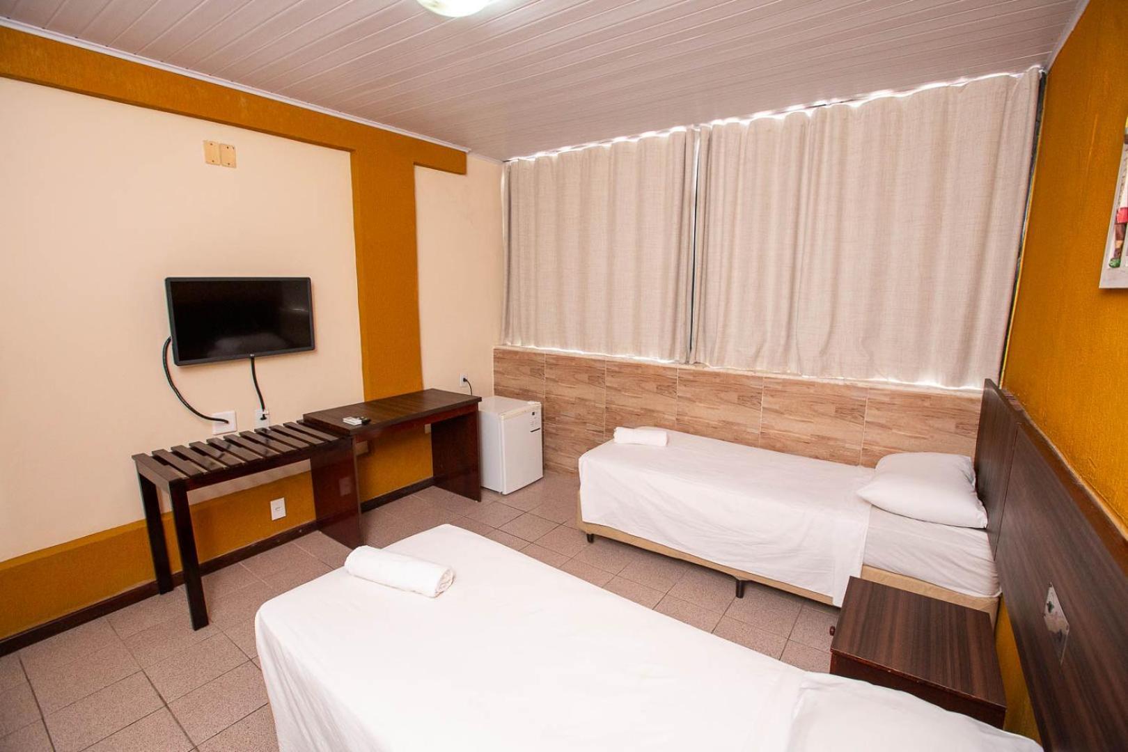Standard Triple Room with 3 Single Bed