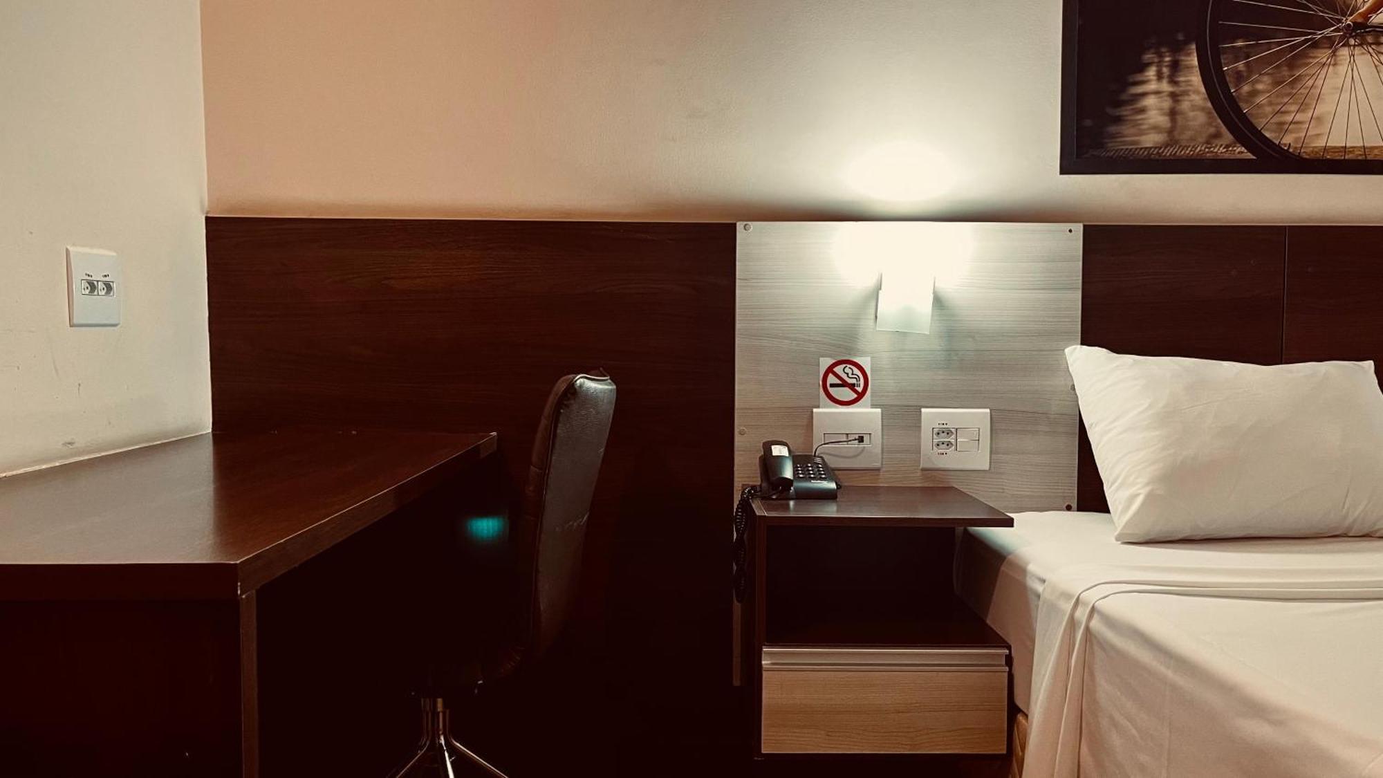 Quarto Standard com 2 Camas de Solteiro