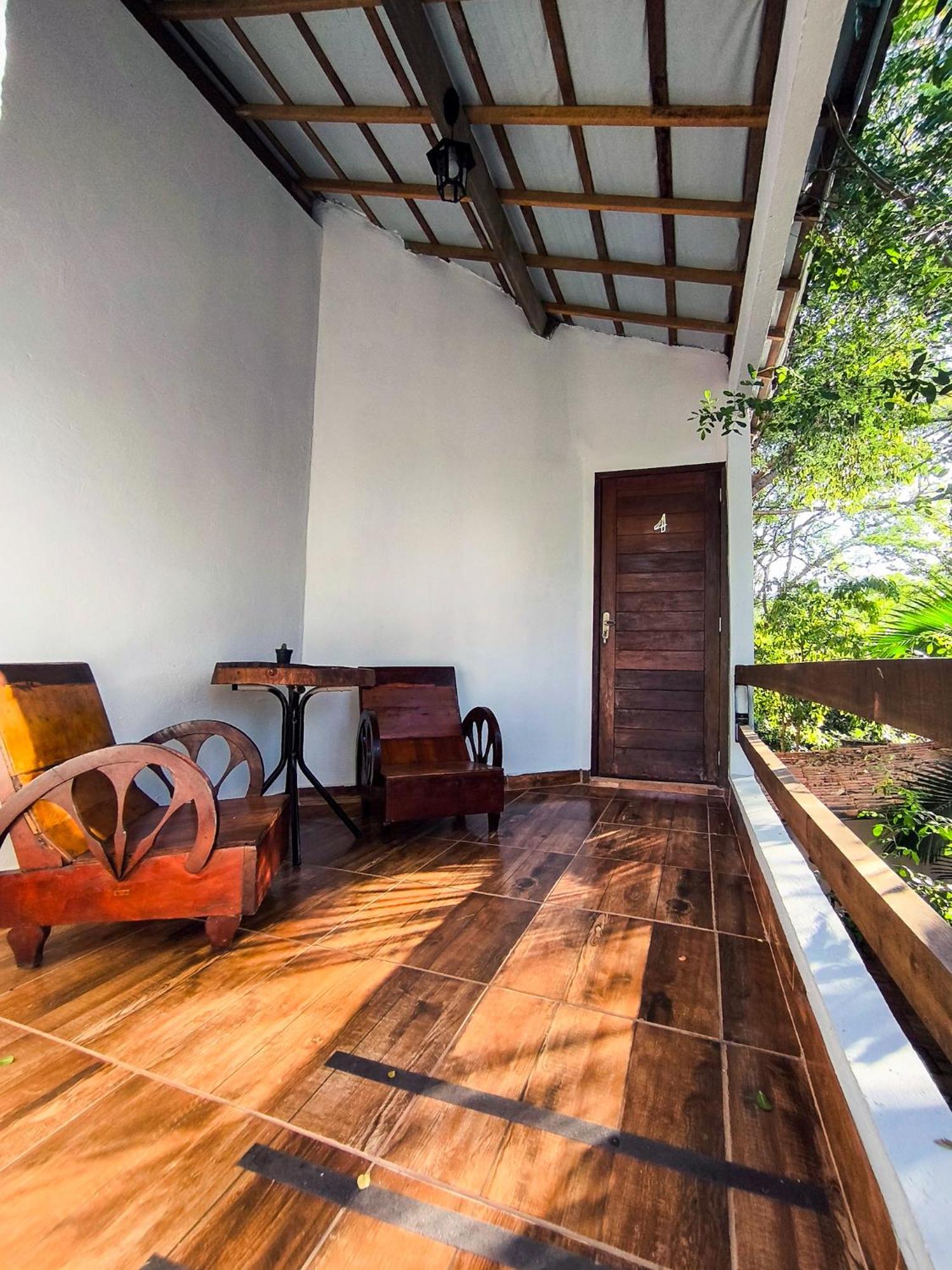 Quarto Quádruplo com Varanda
