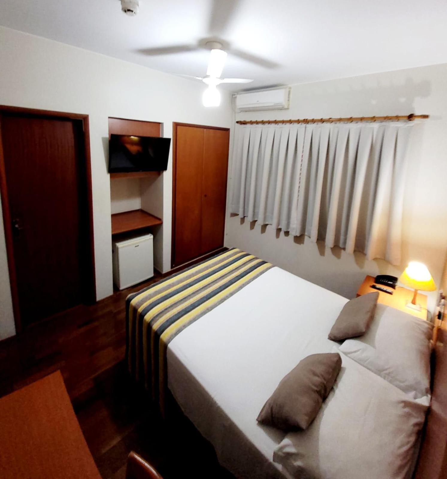 Quarto Duplo Econômico